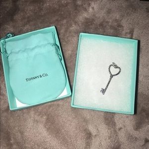 Heart Twist Key Pendant 🚫SOLD🚫